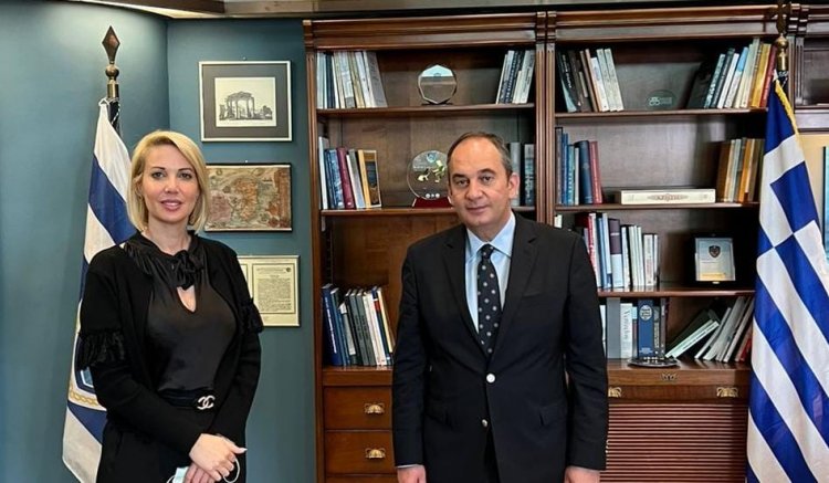 MP Katerina Monogiou: Μετά από παρέμβαση της Κατερίνας Μονογυιού επιχορηγείται με 119.040€ η ΔΕΥΑ Θήρας για την ενοικίαση μονάδας αφαλάτωσης στη Δημοτική Κοινότητα Φηρών