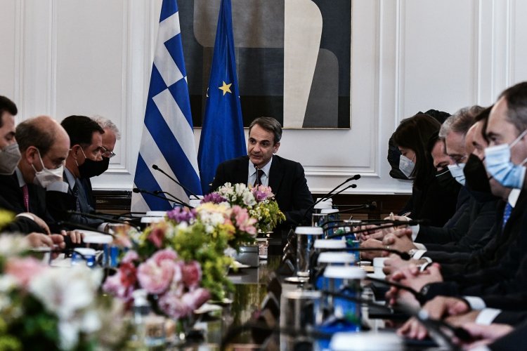 Cabinet meeting: Ποιοι … αγωνιούν για το αυριανό Υπουργικό Συμβούλιο