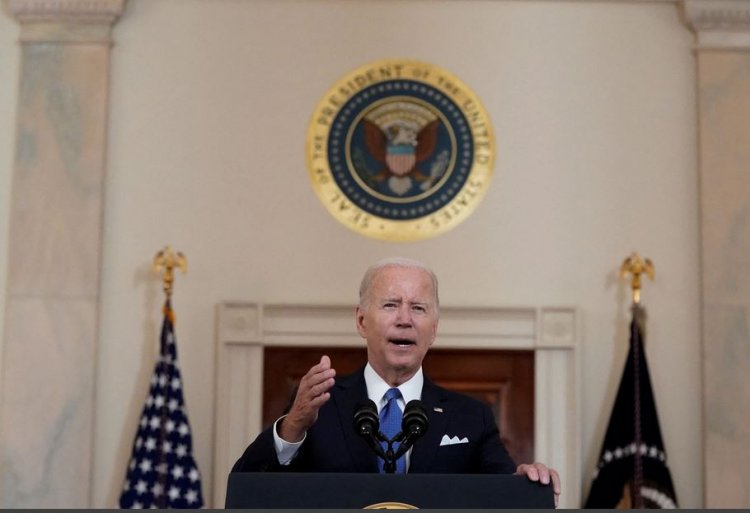 Biden calls abortion decision a ‘sad day’: Οργή Μπάιντεν για την κατάργηση της άμβλωσης: «Γυναίκες θα μεγαλώνουν το παιδί του βιαστή τους