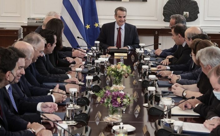 Parliamentary elections: Με αφήγημα “σταθερότητας” μέχρι τις κάλπες η κυβέρνηση!! Το πολιτικό ρίσκο της “τετραετίας” και τα προεκλογικά διλήμματα