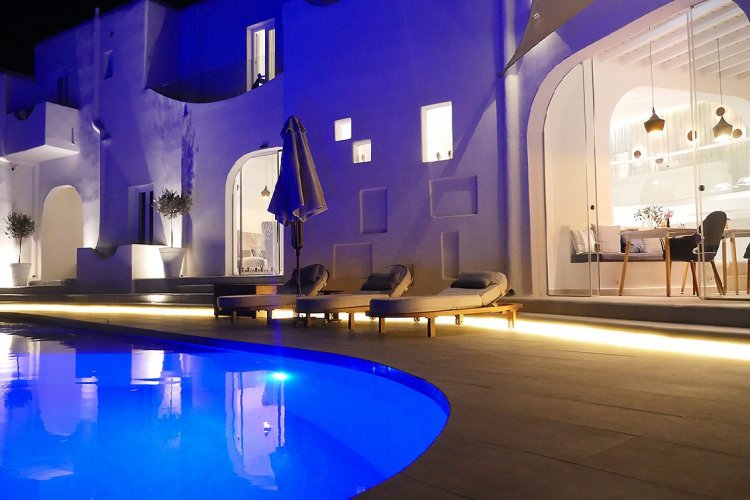 Tourist accommodation: Βραχυχρόνια μίσθωση ή Ξενοδοχεία!! Τι επιφυλάσσει το μέλλον της βιομηχανία καταλυμάτων