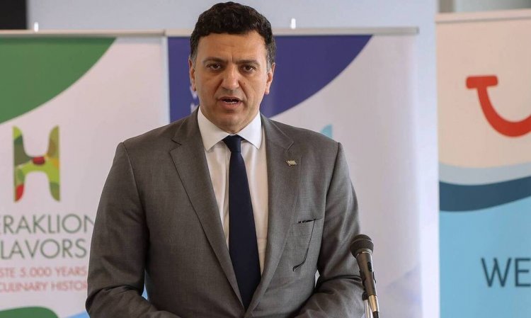 Tourism Min Kikilias: Ένα εκατομμύριο τουρίστες την εβδομάδα θα υποδέχεται η Ελλάδα - Από ποιες χώρες «συρρέουν»