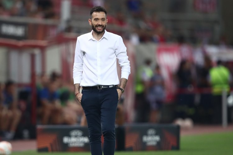 Olympiakos sack Corberán: Τέλος ο Κορμπεράν από τον Ολυμπιακό!