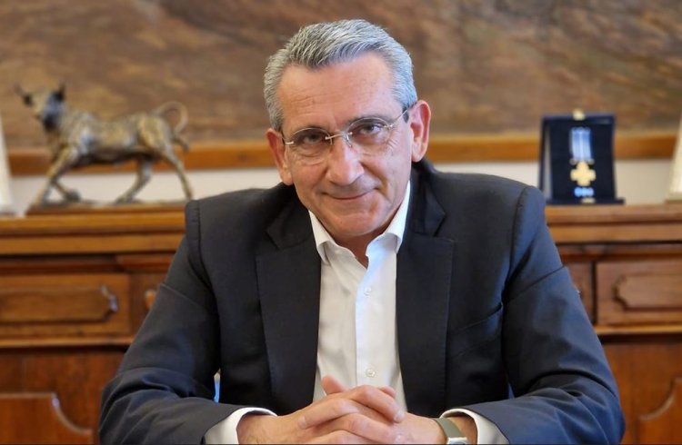 Aegean Islands: Η Περιφέρεια Ν. Αιγαίου αναλαμβάνει την υλοποίηση του ολοκληρωμένου συστήματος διαχείρισης στερεών αποβλήτων Δήμου Αντιπάρου