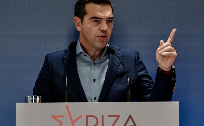 SYRIZA leader Alexis Tsipras: Αν ο Μητσοτάκης “μυρίζει εκλογές”, η κοινωνία μυρίζει ελπίδα για αλλαγή