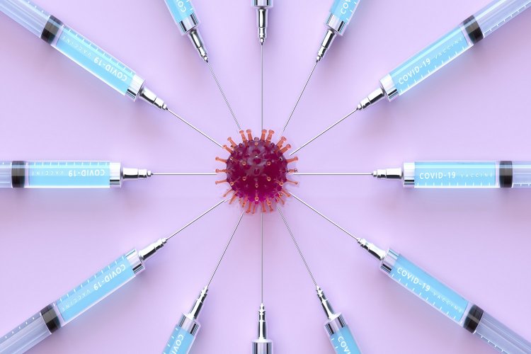 Covid-19 vaccination: Πόσες δόσεις mRNA εμβολίων παρέχουν αυξημένη προστασία – Τα στοιχεία του CDC