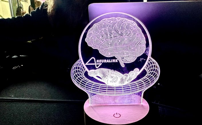 Neuralink's brain chip: Η Neuralink του Μασκ θα δοκιμάσει σε ανθρώπους εγκεφαλικό τσιπάκι για αποκατάσταση όρασης και κινητικότητας
