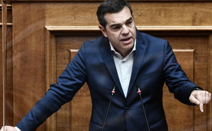 SYRIZA leader Alexis Tsipras: Όποιος ασελγεί στη δημοκρατία, θα κληθεί σύντομα να λογοδοτήσει
