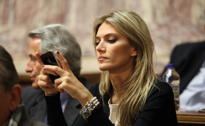 Qatar gate: Δεσμεύονται τα περιουσιακά στοιχεία της Εύας Καϊλή στην Ελλάδα, με εντολή της Αρχής για το Ξέπλυμα Μαύρου Χρήματος