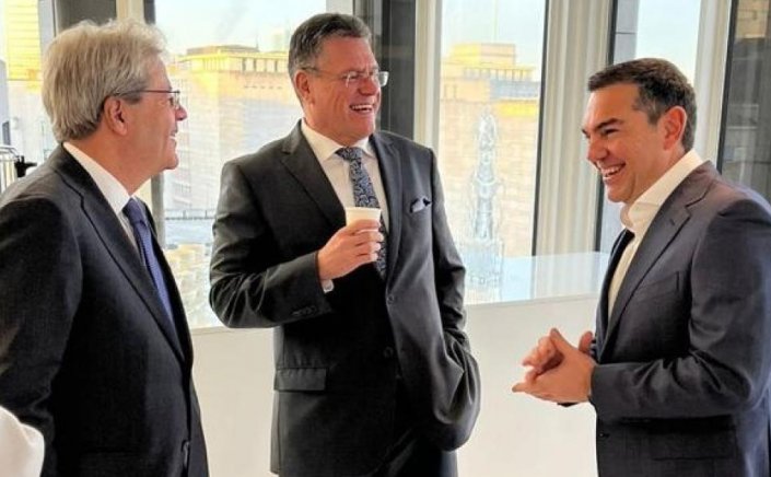 SYRIZA leader Alexis Tsipras: Η καταρράκωση του κράτους δικαίου δεν είναι ένα ελληνικό αλλά ευρωπαϊκό ζήτημα