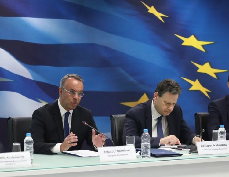 Support society: 72 και 120 δόσεις - Πώς θα γίνει η ρύθμιση παλαιών και νέων οφειλών προς την Εφορία και τα Ασφαλιστικά Ταμεία