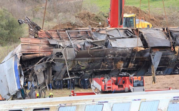 Commission refers Greece for Rail transport: Στο ευρωπαϊκό δικαστήριο η Ελλάδα για τη διαφάνεια στα έργα στους σιδηροδρόμους