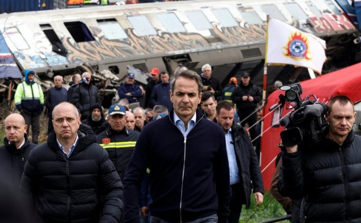 Tragedy in Tempi: Νέο πολιτικό τοπίο μετά τα Τέμπη - Με την πλάτη στον τοίχο ο Μητσοτάκης