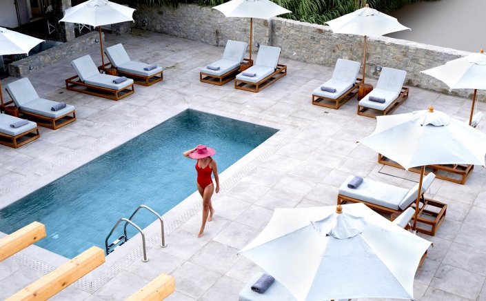 Swimming Pool LifeGuard: Η Τροπολογία για τους υπεύθυνους λειτουργίας κολυμβητικών δεξαμενών εντός Τουριστικών Καταλυμάτων  [Έγγραφο]