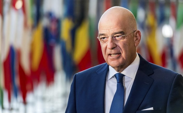 Govt after train crash - Euractiv: Ο Δένδιας “βλέπει” την ηγεσία της ΝΔ σε περίπτωση ήττας στις εκλογές