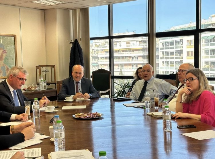 Social security debts - EFKA: Οι δικαιούχοι & οι προϋποθέσεις παραγραφής μη βεβαιωμένων οφειλών πέραν της δεκαετίας