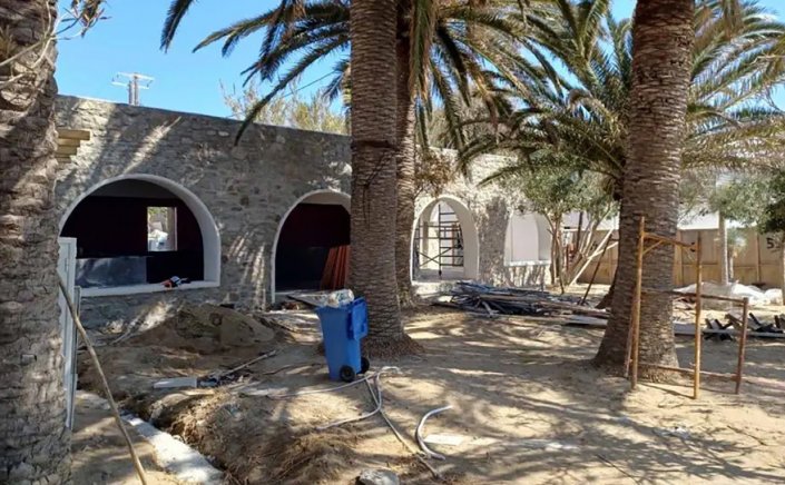 Mykonos Arrests: Επτά συλλήψεις για πολεοδομικές παραβάσεις  -  - Έπιασαν δουλειά οι «Ράμπο» των αυθαιρέτων