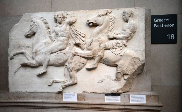 Elgin Marbles Are Not Britain’s: Τα Γλυπτά του Παρθενώνα δεν είναι της Βρετανίας για να τα κρατήσει [Bloomberg]