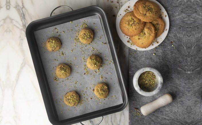 EFET: Ο ΕΦΕΤ ανακαλεί άρον – άρον ως μη ασφαλές, αντικολλητικό ταψί από τα Jumbo