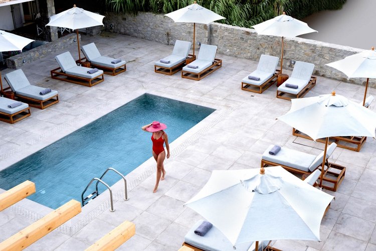 Undeclared pools: Κυνήγι αδήλωτων πισίνων με αλγόριθμο, που σαρώνει συγκεκριμένα σημεία του χάρτη, εντοπίζονται & διασταυρώνονται μέσω Κτηματολογίου!!