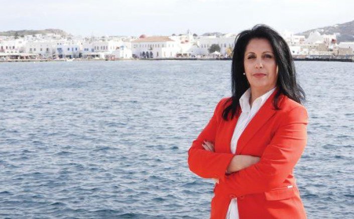 Municipality of Mykonos: Παραίτηση και ανεξαρτητοποίηση από την εντεταλμένη Δημοτική Σύμβουλο Ελένη Κοντιζά