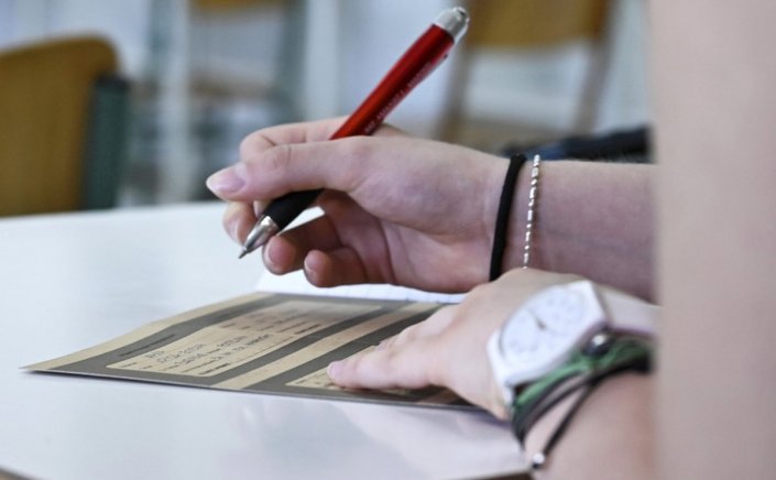 Panhellenic Exams 2023: Τα Θέματα, ο Σχολιασμός & οι Απαντήσεις, σε Λατινικά, Χημεία, Πληροφορική για τους υποψηφίους των ΓΕΛ