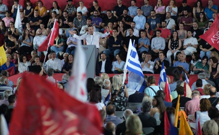 SYRIZA leader Alexis Tsipras: Μόνο με την ενίσχυση του ΣΥΡΙΖΑ μπορεί να αποτραπεί η ορμπανοποίηση της πολιτικής ζωής