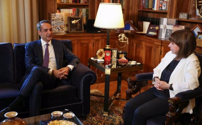 Government formation: Πήρε την εντολή σχηματισμού κυβέρνησης ο Κ. Μητσοτάκης: Αισθάνομαι βαριά ευθύνη – Θα κάνουμε πράξη αλλαγές και μεταρρυθμίσεις