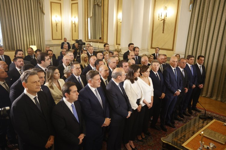 New Cabinet: Γκρίνιες στη ΝΔ με το καλημέρα!!