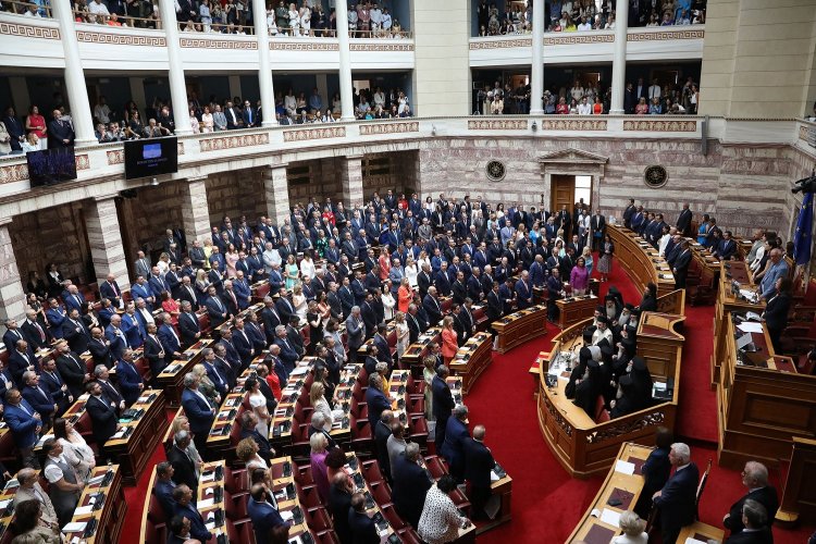 Opening of Parliament: Ορκίστηκε η νέα Βουλή - Αύριο εκλέγει το προεδρείο της