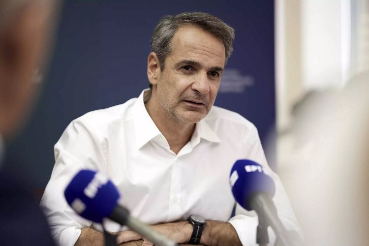 Greece’s Wildfires: Το επιτελικό κράτος …φλέγεται!! Υπουργοί και περιφερειάρχες …γλεντάνε!!