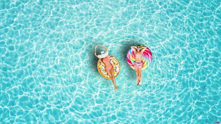 Heatwaves and summer holidays: Oι καύσωνες αλλάζουν τον χάρτη του καλοκαιρινού τουρισμού