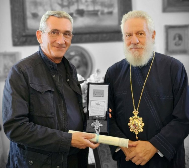 Aegean Islands – G. Hatzimarkos:Το μετάλλιο για τα 200 χρόνια από την εύρεση της Ιερής Εικόνας της Παναγίας στην Τήνο, επεδόθη στον Περιφερειάρχη, Γιώργο Χατζημάρκo