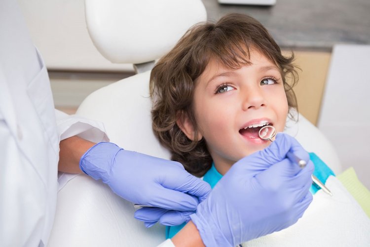 Starting New School Year: Γιατί είναι απαραίτητος ο έλεγχος των δοντιών πριν από το «πρώτο κουδούνι»