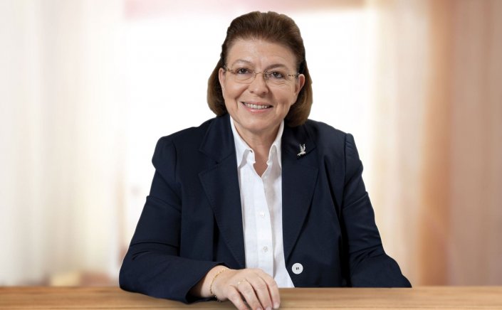 Culture Min. Mendoni: Εκσυγχρονισμός της άυλης πολιτιστικής κληρονομιάς και προστασίας της ελληνικής γλώσσας και μουσικής