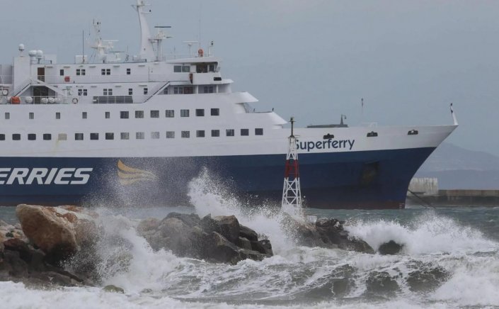 Ferry Services – Sailing ban: Απαγορευτικό απόπλου από Ραφήνα για Κυκλάδες, λόγω ισχυρών ανέμων στο Αιγαίο έως 9 bf & πρόσκαιρα με ριπές έως 10 bf