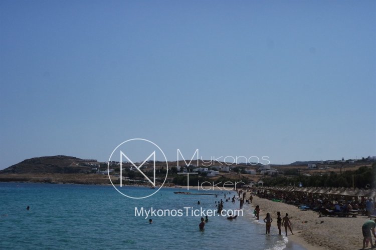 Mykonos Investments: Στον «αέρα» το πρότζεκτ για το beach bar στον Καλαφάτη της Μυκόνου