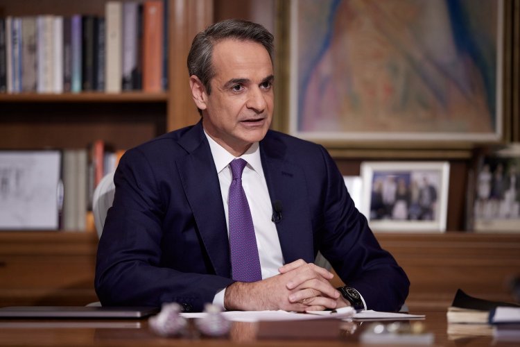 PM Mitsotakis: Δεν θέλω να διχάσουμε την κοινωνία για τα ομόφυλα ζευγάρια, αλλά να διευθετήσουμε ένα θέμα ισότητας!!