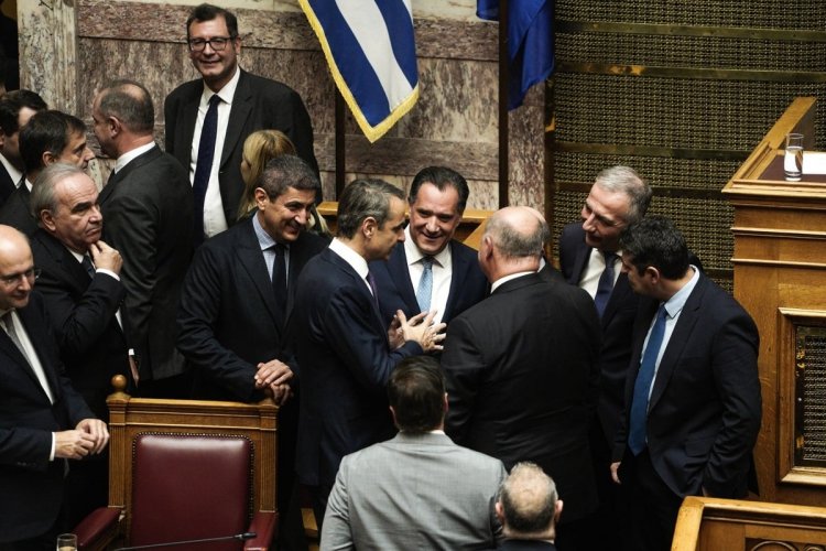 Greek polls - ΜRB-Marc-Metron Analysis: Οι «κίτρινες κάρτες» στην κυβέρνηση από τις δημοσκοπήσεις για Ακρίβεια, Ασφάλεια, Ομόφυλα Ζευγάρια!!