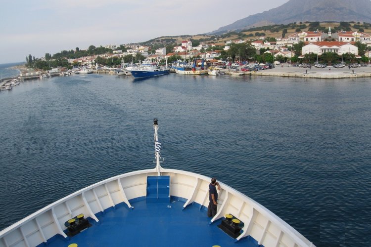 Coastal shipping - “barren lines”:  Τρικυμία για τις άγονες γραμμές!!