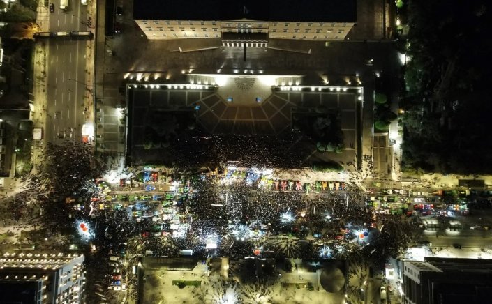 Farmers protest: Βούλιαξε από τρακτέρ το Σύνταγμα – Οι αγρότες δηλώνουν έτοιμοι να συνεχίσουν τις κινητοποιήσεις