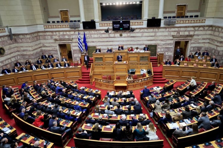 Same-sex marriage bill: Ομόφυλα ζευγάρια & Γαλάζια διαζύγια σήμερα στη Βουλή!! Ποιοι βουλευτές καταψηφίζουν, ποιοι θα απέχουν!!