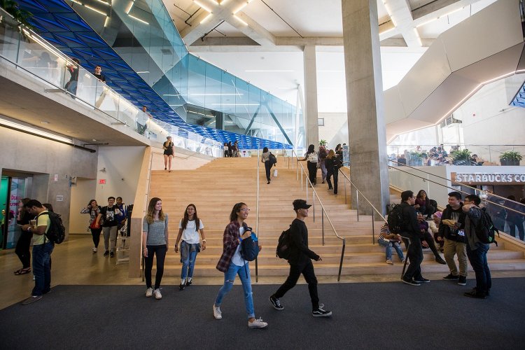 Private Universities: «Όχι» στα ιδιωτικά πανεπιστήμια από 1.356 πανεπιστημιακούς - Ετοιμάζουν προσφυγές