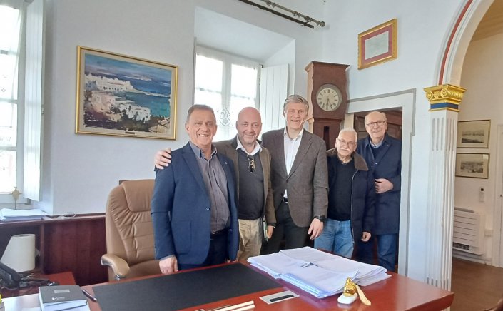 Συνάντηση Χρήστου Βερώνη με Νορβηγούς επιστήμονες  για την κατασκευή αφαλάτωσης με άντληση θαλασσινού νερού από μεγάλο Βάθος