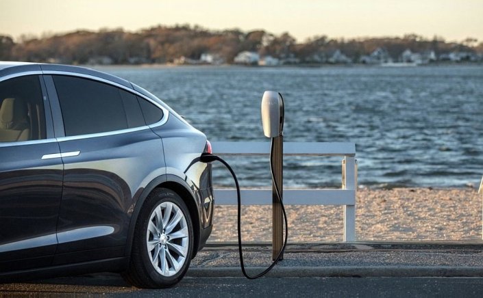 Electric car chargers: Στους Δήμους οι φορτιστές ηλεκτρικών οχημάτων