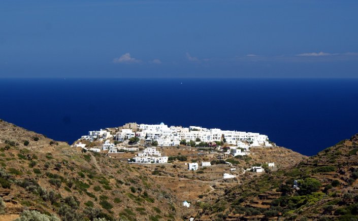 Travel Trends 2024: Κορυφαίος ελληνικός γαστρονομικός προορισμός η Σίφνος, σύμφωνα με το Conde Nast Traveler και το National Geographic