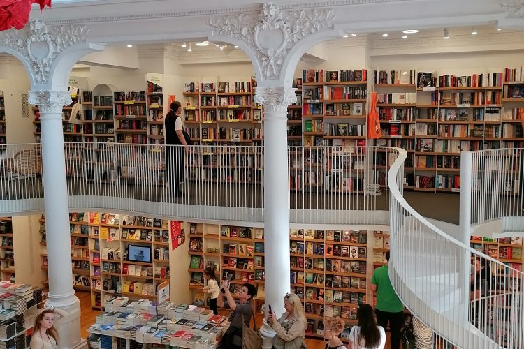 World Book Day 2024: Παγκόσμια Ημέρα Βιβλίου & πώς καθιερώθηκε η 23η Απριλίου!!