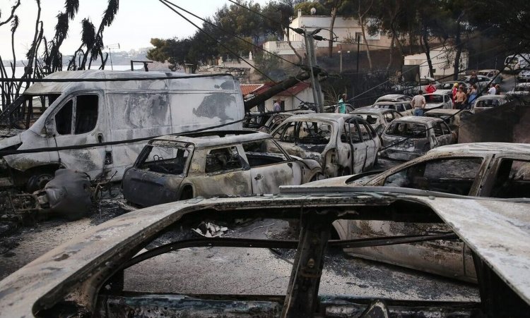 Δίκη για το Μάτι: Μόνο πέντε οι ένοχοι για την τραγωδία - Έντονες αντιδράσεις των συγγενών των θυμάτων