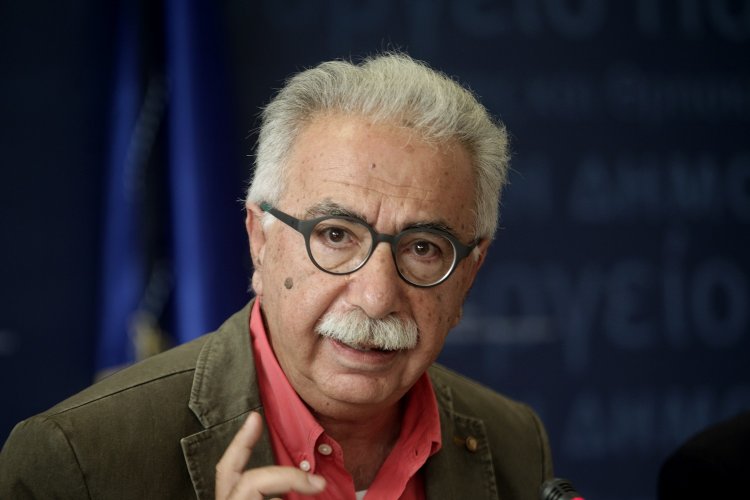 Κώστας Γαβρόγλου: Για κάθε φουρνιά υποψηφίων δαπανώνται ένα δισεκατομμύριο για φροντιστήριο!! Με το Εθνικό Απολυτήριο τα φροντιστήρια θα ξεκινούν νωρίτερα!!