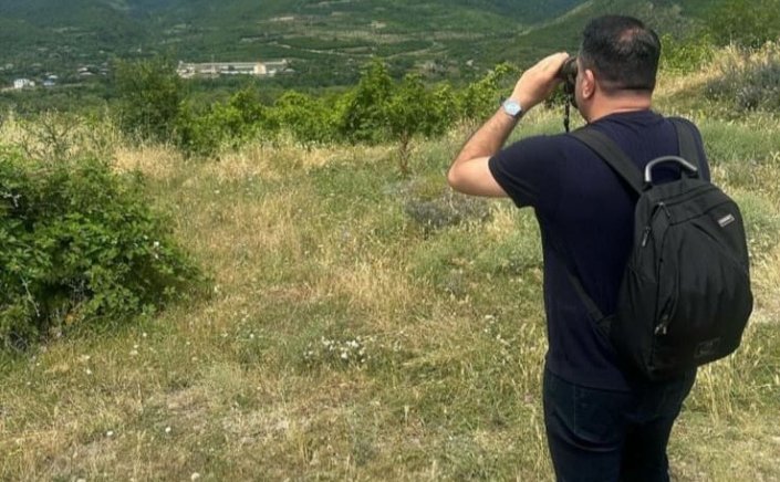 Ο “αναρμόδιος” ας παίξει στο TikTok και όχι με  τους θεσμούς και τη Μύκονο, όπως την καταράκωσε η δημαρχία του